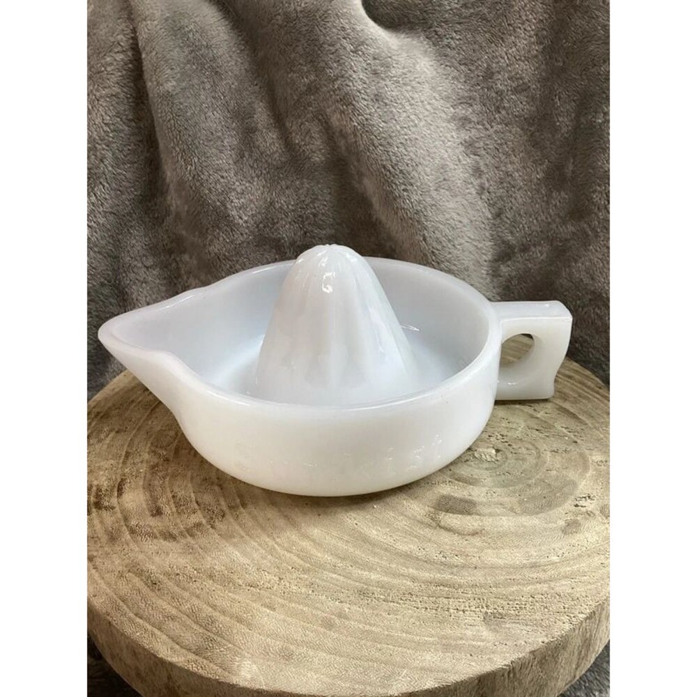 Sunkist White Citrus Juicer or Reamer McKee Glass Company 1950s Very Good